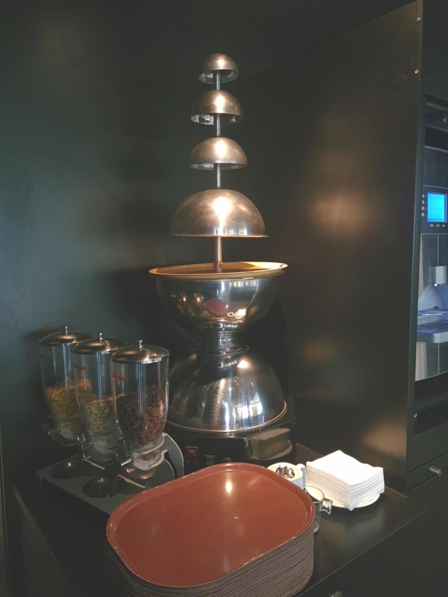 Brit Hotel Confort Nancy ลูเนวิลล์ ภายนอก รูปภาพ